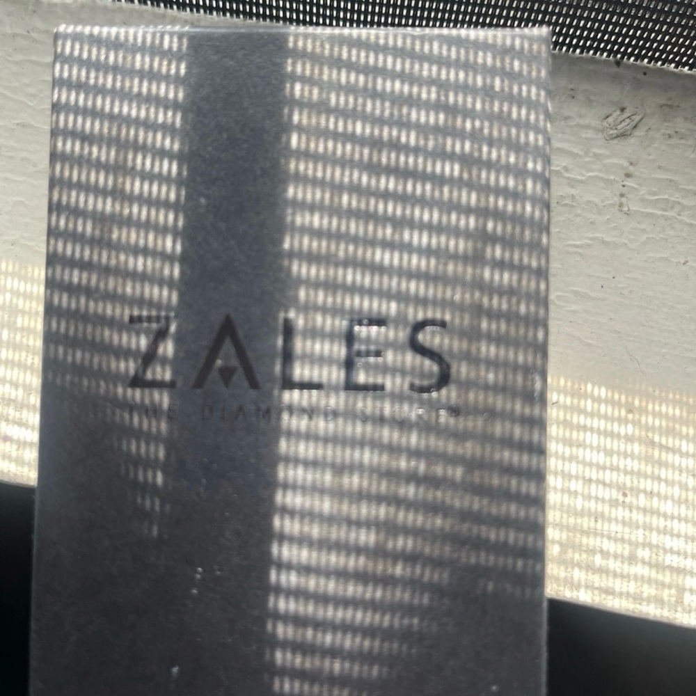 Earings
